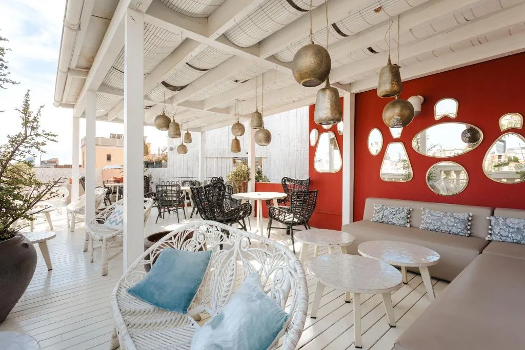 Terrace, Do: Placa Reial, Barcelona