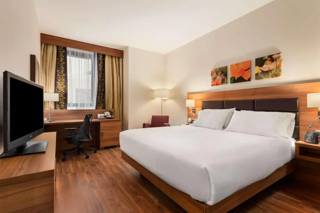 SUITE KING BED ONE BEDROOM  Room, Hilton Garden Inn Sevilla, Seville