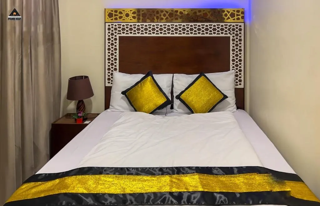 SINGLE DELUXE Room, Pyramids Height Hotel, Cairo