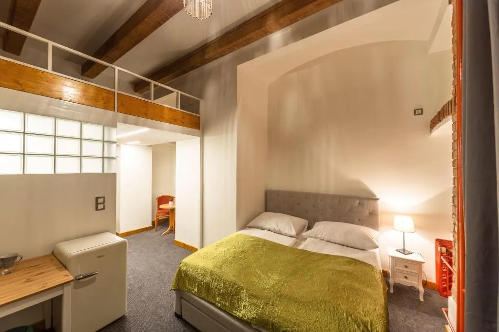 Room, Hotel S42, Prague