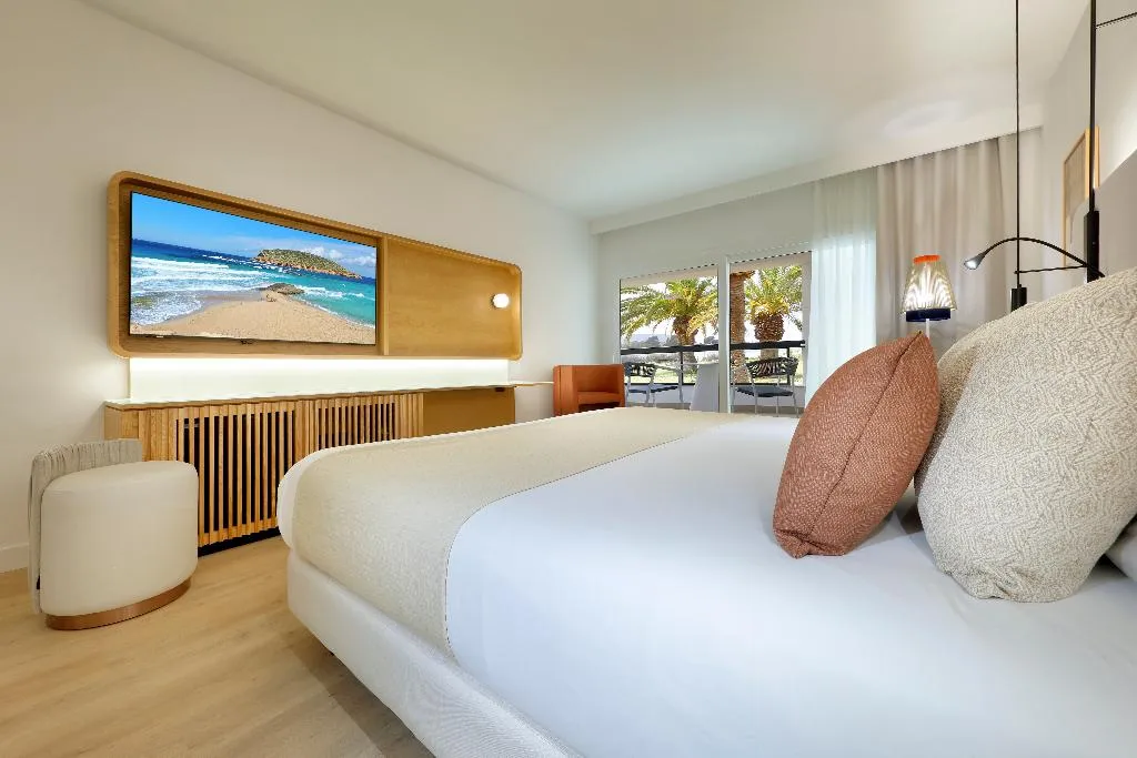 Double or Twin GARDEN VIEW Room, Grand Palladium Select Palace Ibiza, Ibiza