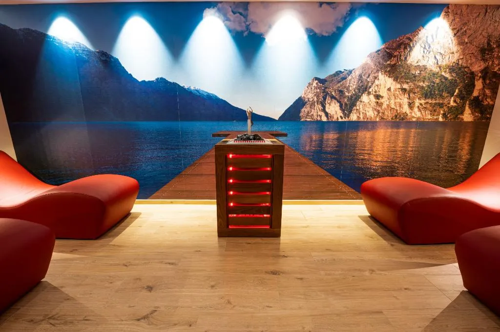 Sports and Entertainment, Lake Front Hotel Mirage, Milan