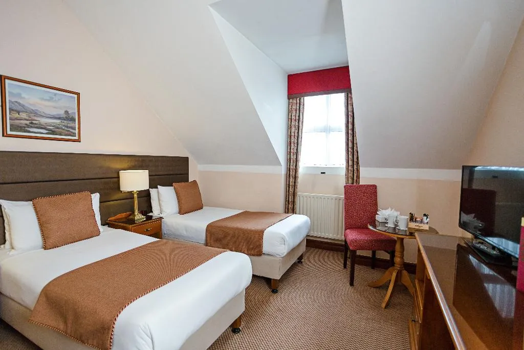 TWIN STANDARD Room, Sheldon Park Hotel & Leisure Centre, Dublin