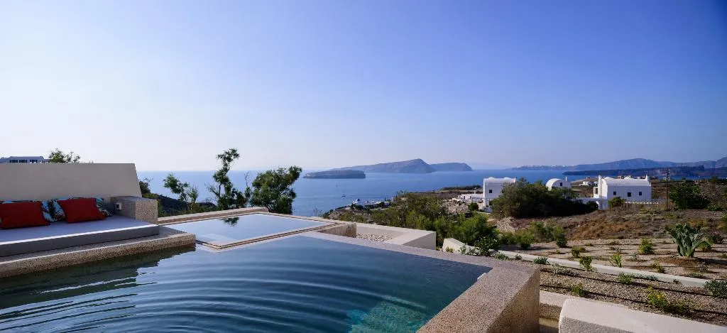 SUITE WITH PRIVATE POOL Room, Potnia Theron Suites, Santorini