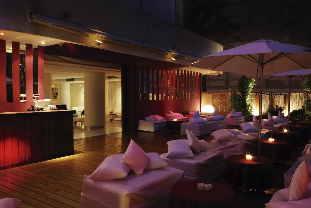Bar, El Hotel Pacha - Includes entrace to Pacha Club, Ibiza