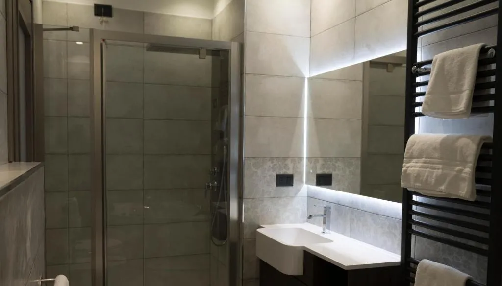 APARTMENT PREMIER Room, Hotel Europa, Milan