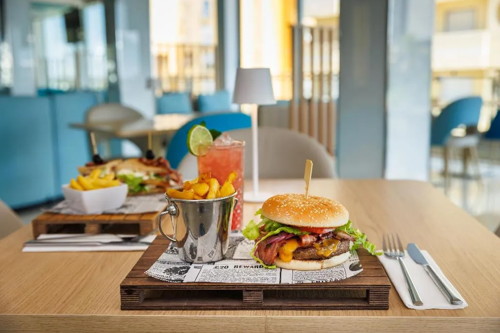 Bar, Jupiter Algarve Hotel – Beach & Spa, Algarve