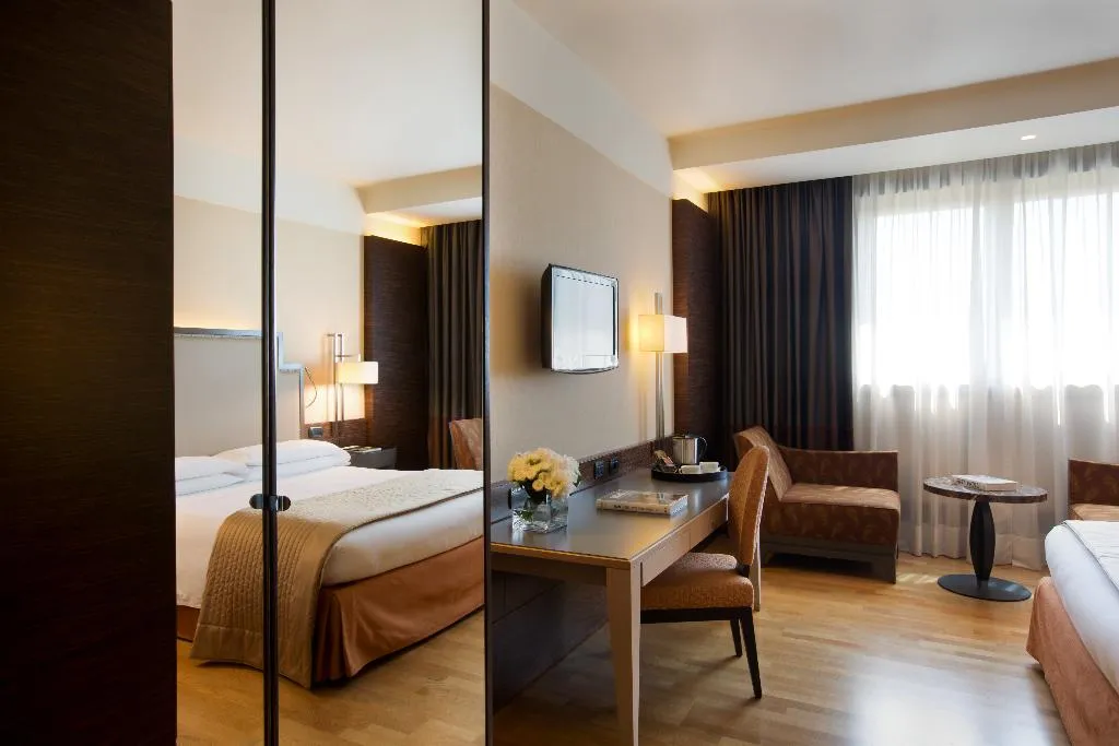 Double or Twin SUPERIOR Room, Starhotels Grand Milan, Milan
