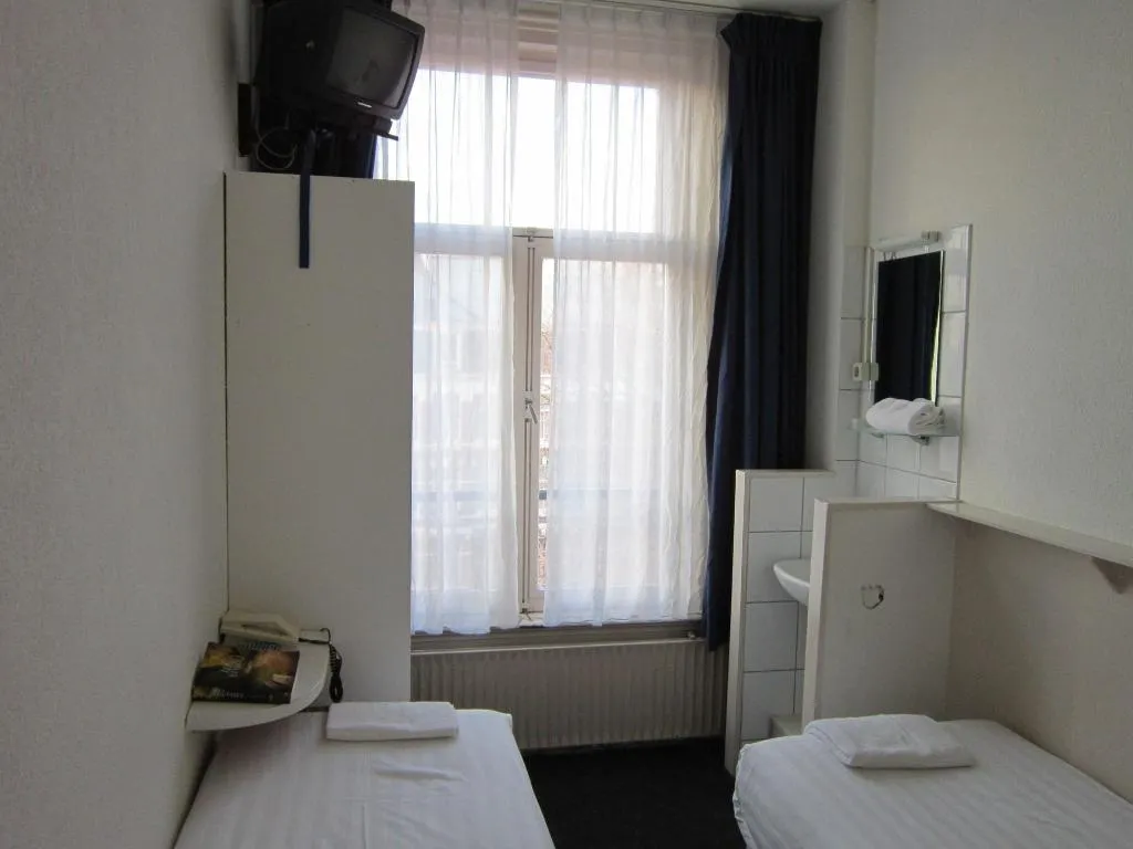 Room, Hotel Titus, Amsterdam