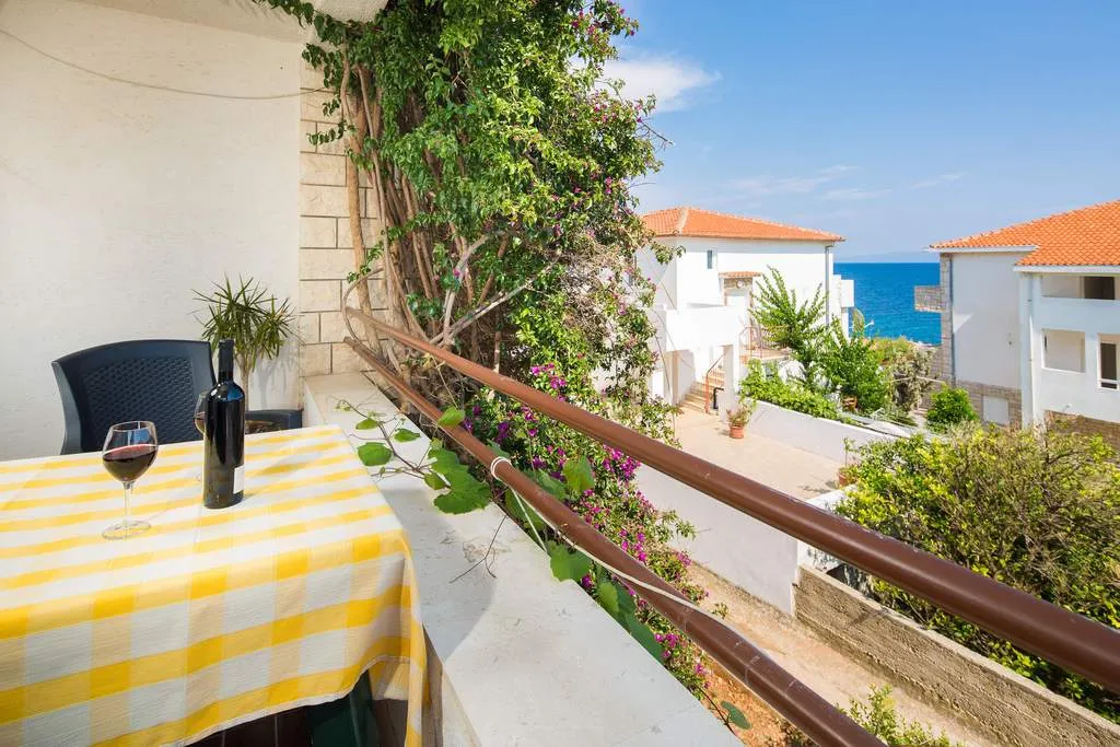 APARTMENT WITH BALCONY Room, Pansion Marjan, Split