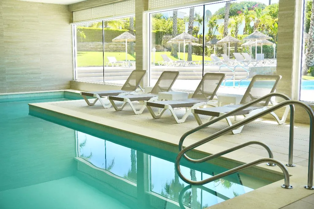 Pool, Clube Porto Mós, Algarve