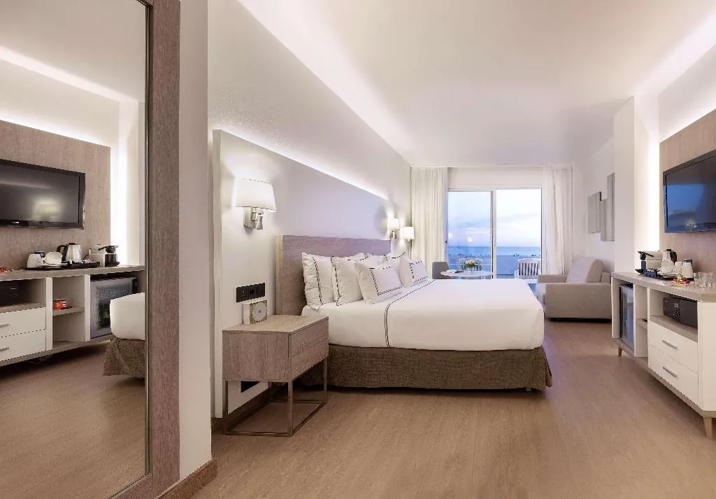 JUNIOR SUITE STANDARD Room, Melia Sitges, Costa Brava