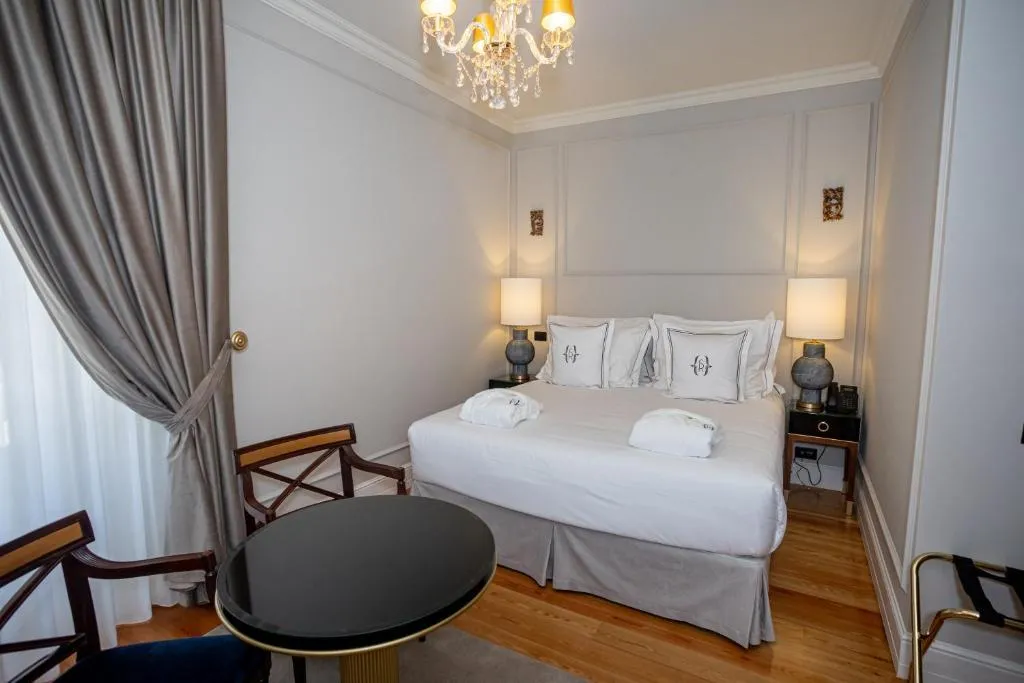 DOUBLE DELUXE GARDEN VIEW Room, Solar do Requeijo, Porto