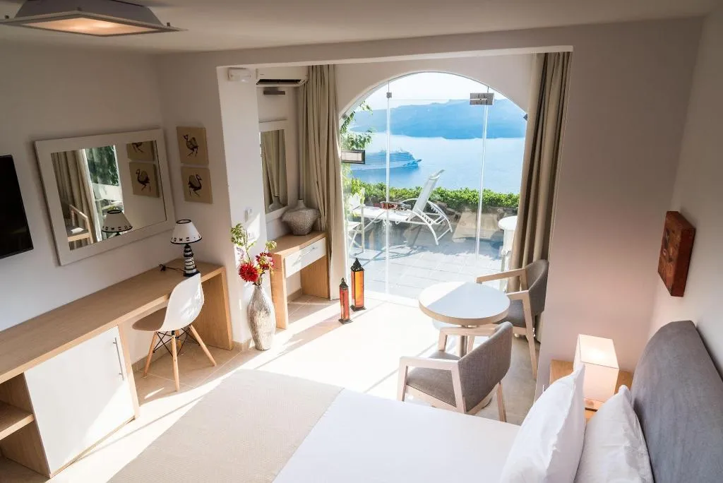 Room, Kratiras View Luxury Suites, Santorini