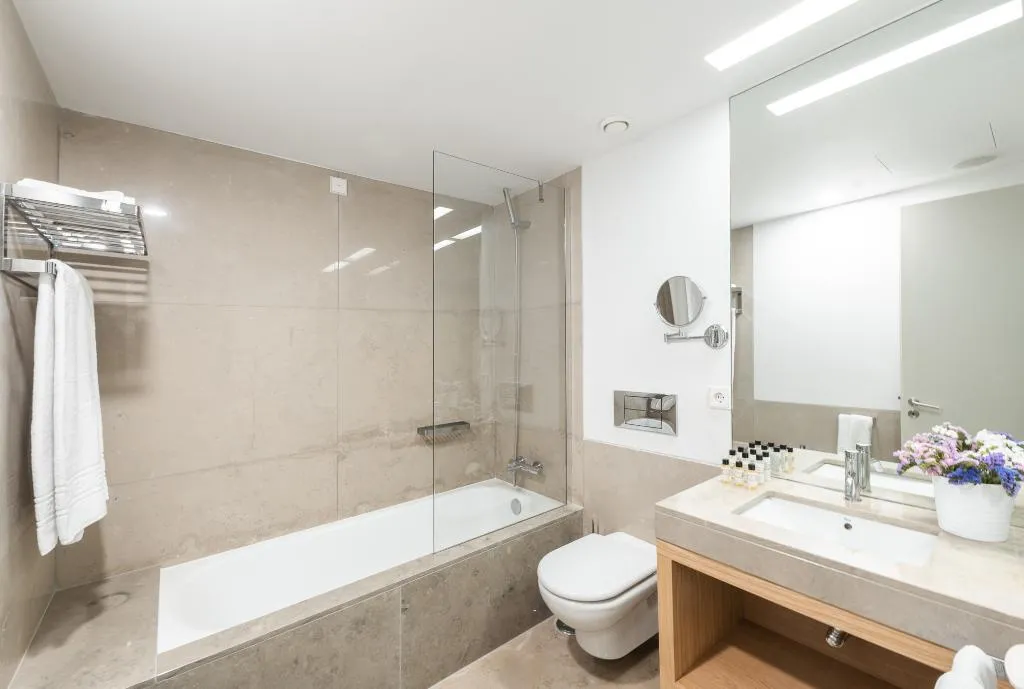 APARTMENT TWO BEDROOMS Room, The Pearl Troia, Lisbon