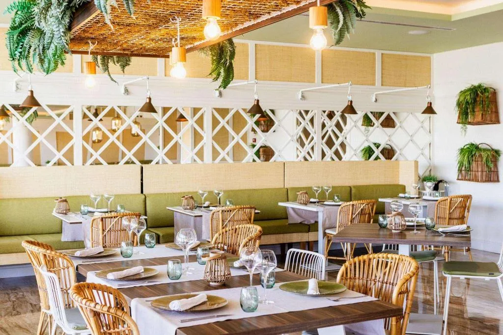 Restaurant, Zafiro Palace Palmanova, Majorca
