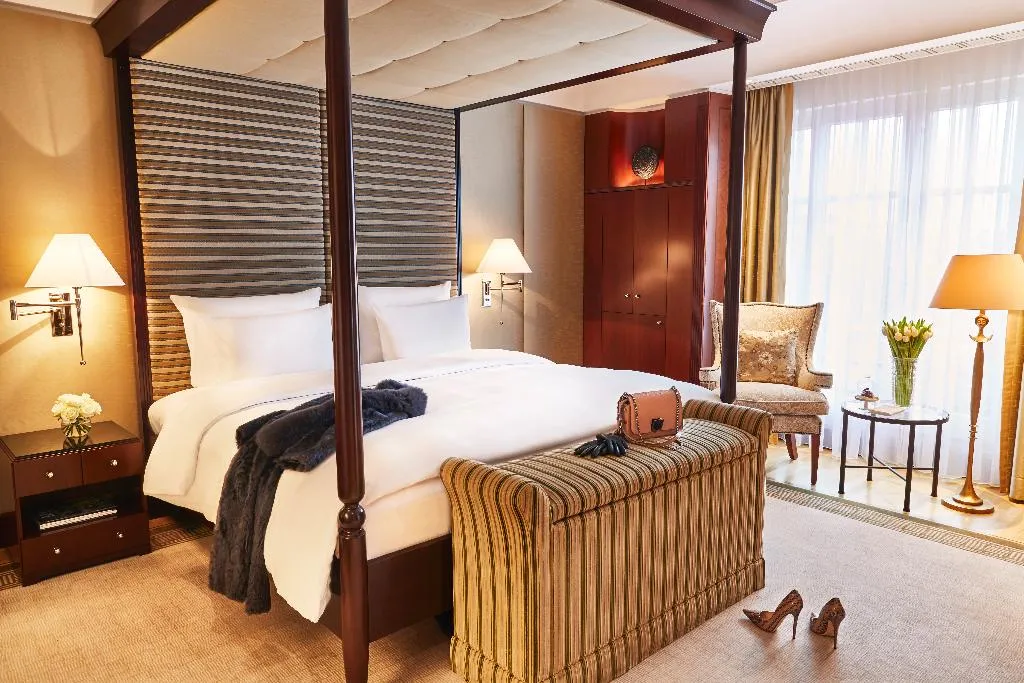 Room, Adlon Kempinski Berlin, Berlin