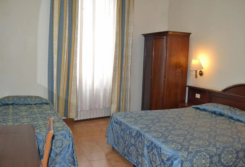 Room, Hotel Deco, Florence