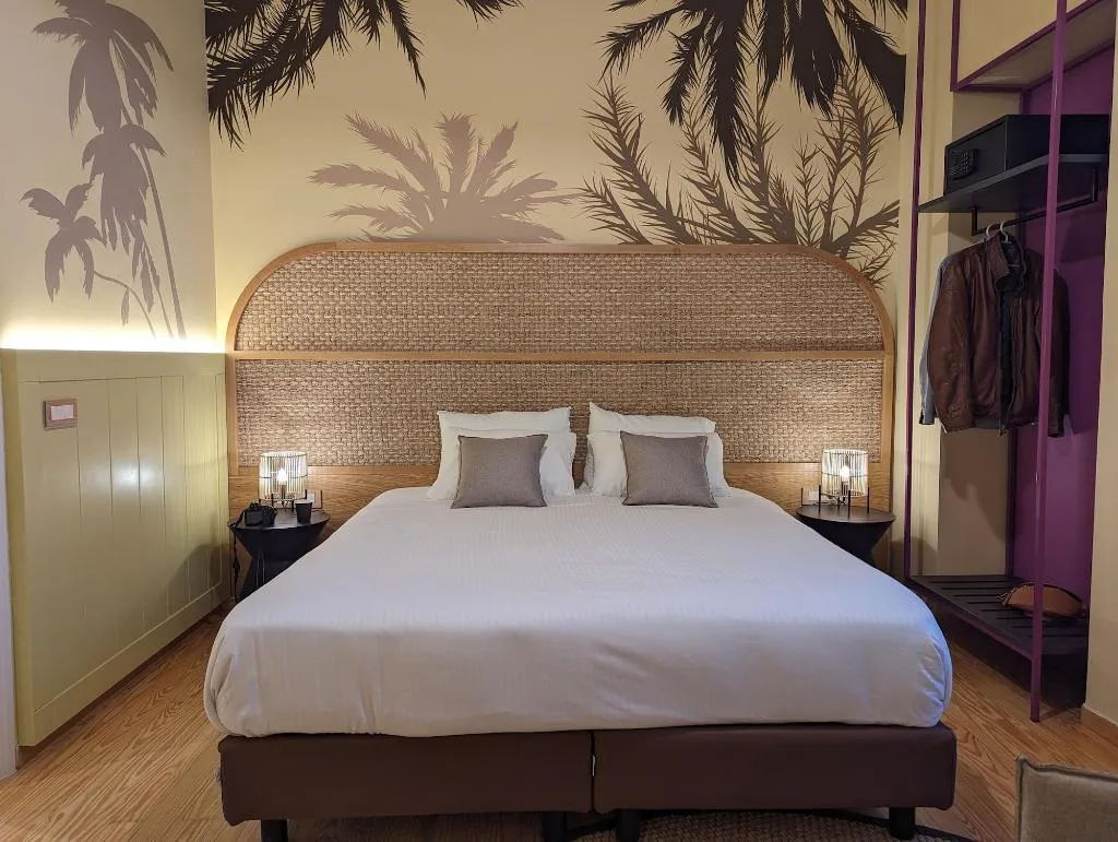 Room, Medley Conceptual Living & Spa, Athens