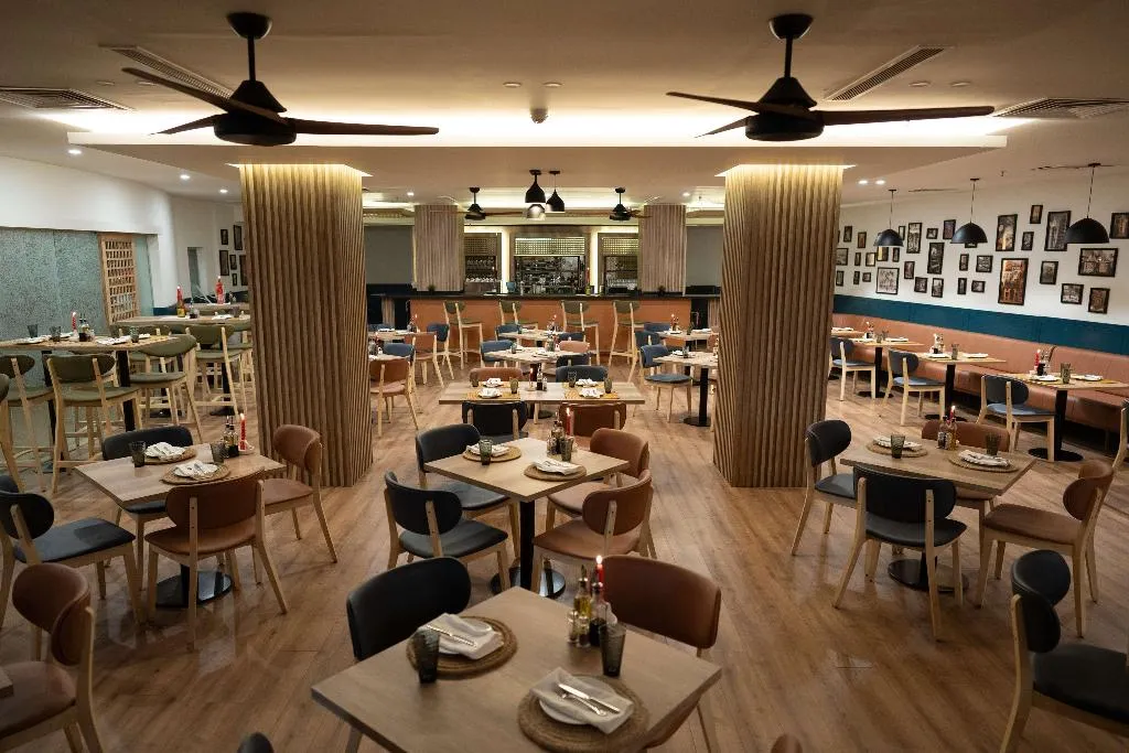 Restaurant, Marina Resort Port Ghalib Radisson Individuals, Red Sea Riviera