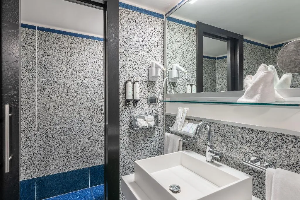 DOUBLE DELUXE KING BED Room, Best Western Plus Hotel Universo, Rome