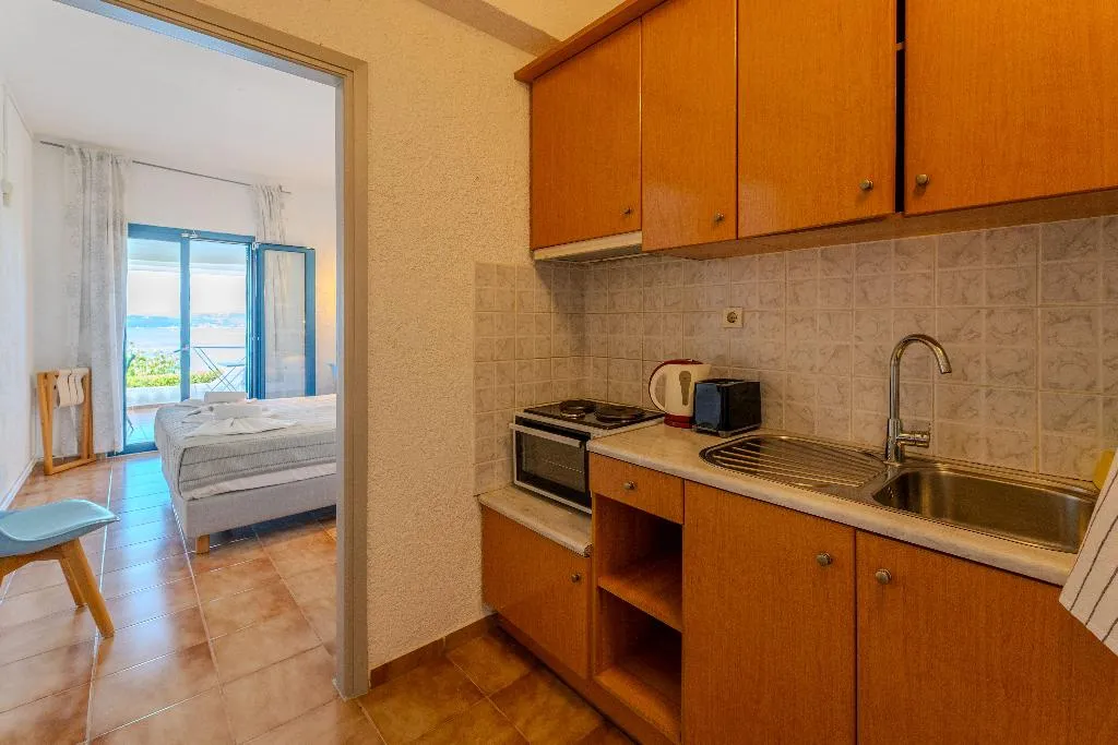 APARTMENT SEA VIEW Room, Metaxatos Apartments, Kefallinia