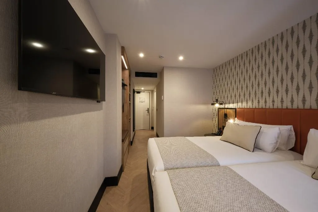 Double or Twin SUPERIOR Room, Catalonia Park Putxet, Barcelona