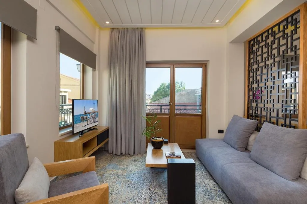 Room, Querini Luxury Suites, Crete