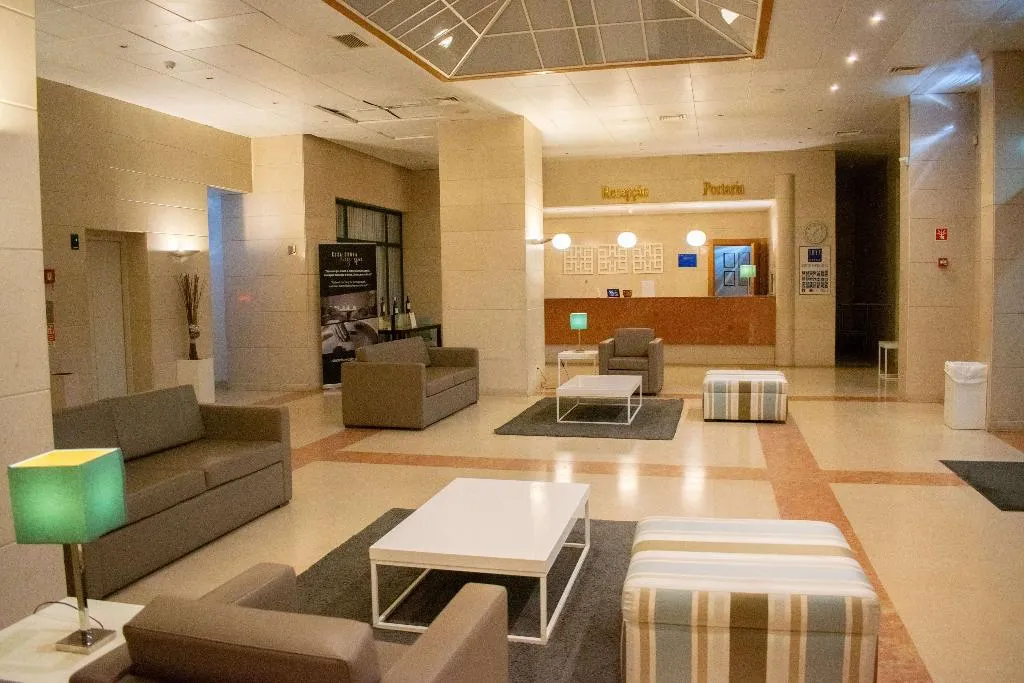 Lobby, TRYP Montijo Parque Hotel, Lisbon