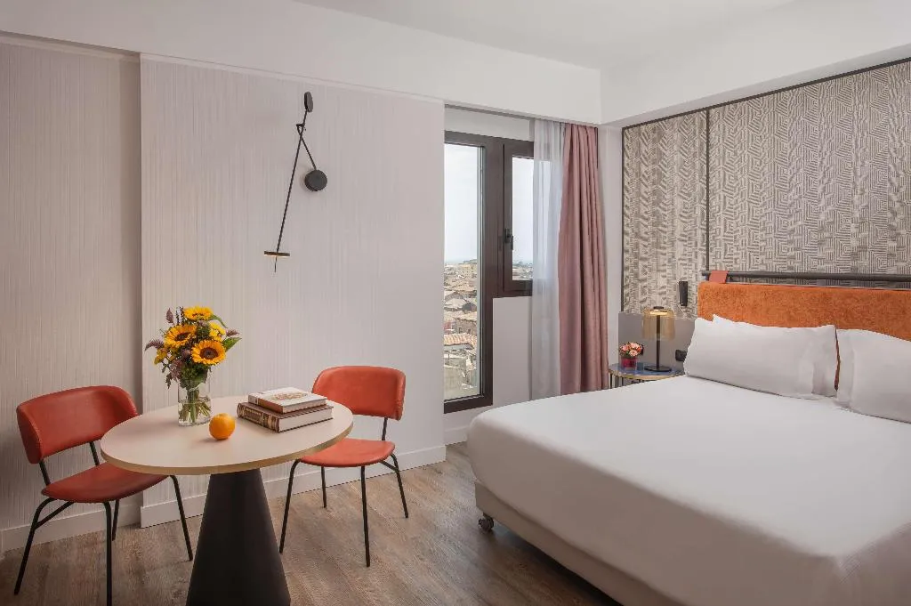 DOUBLE SUPERIOR WITH VIEWS Room, NH Catania Centro, Catania