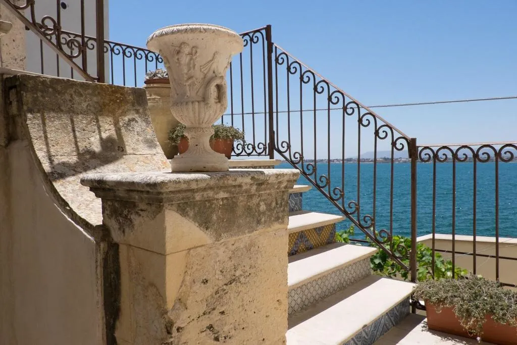DOUBLE CLASSIC Room, Charme Henry S House, Catania