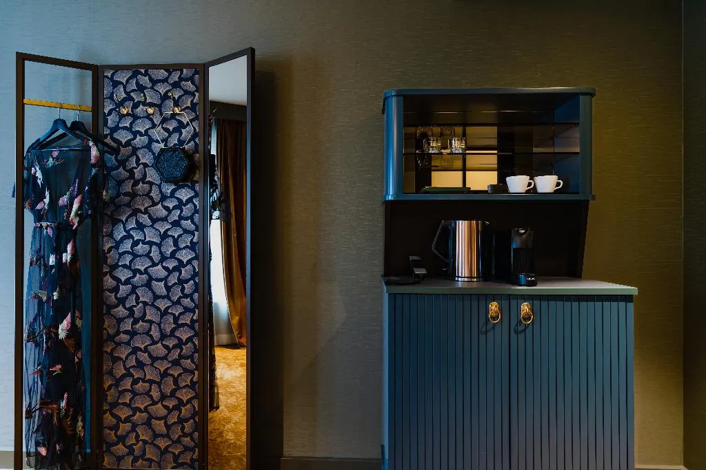 TRIPLE STANDARD Room, Hotel MAI Amsterdam, Amsterdam
