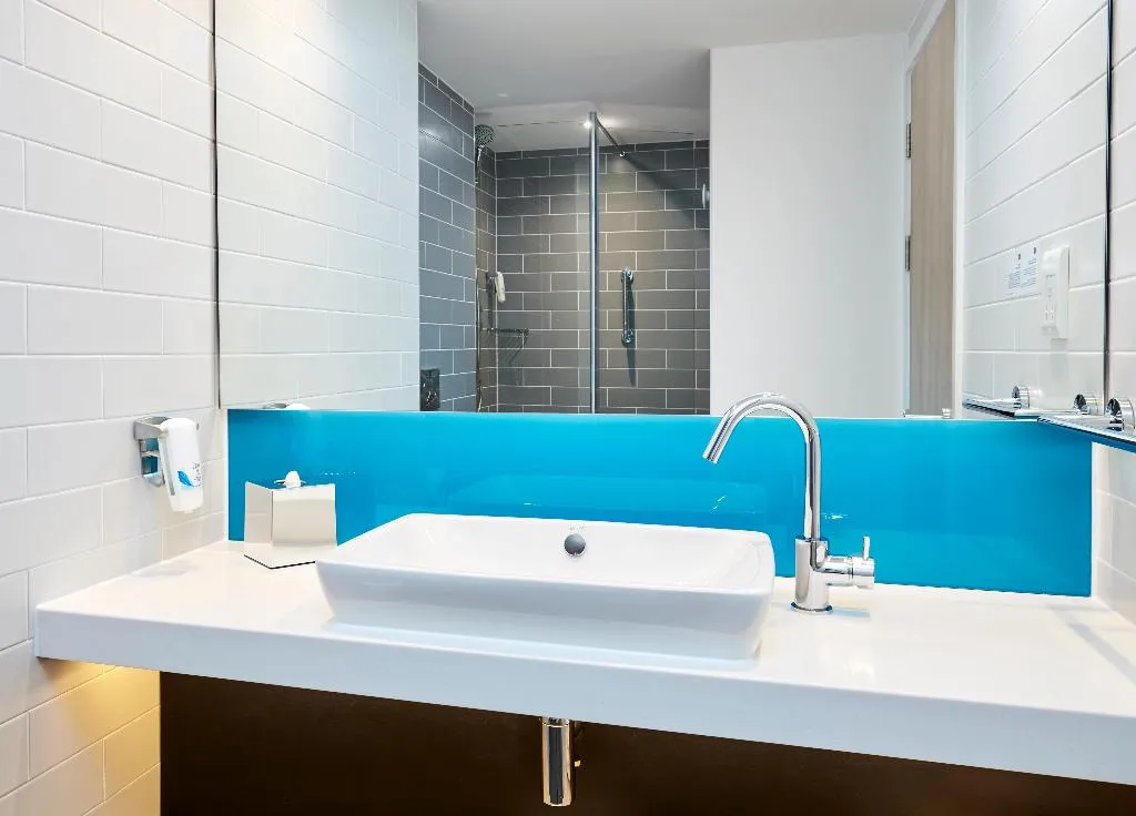DOUBLE STANDARD Room, Holiday Inn Express Dublin City Centre, Dublin