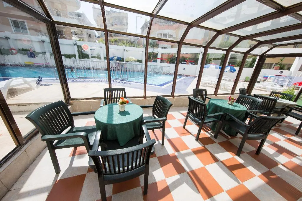 Lobby, Tuntas Suites Altinkum, Bodrum