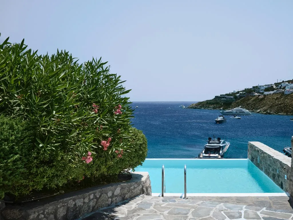 SUITE GRAND WITH VIEWS Room, Mykonos Blu, A Resort to Live, Mykonos