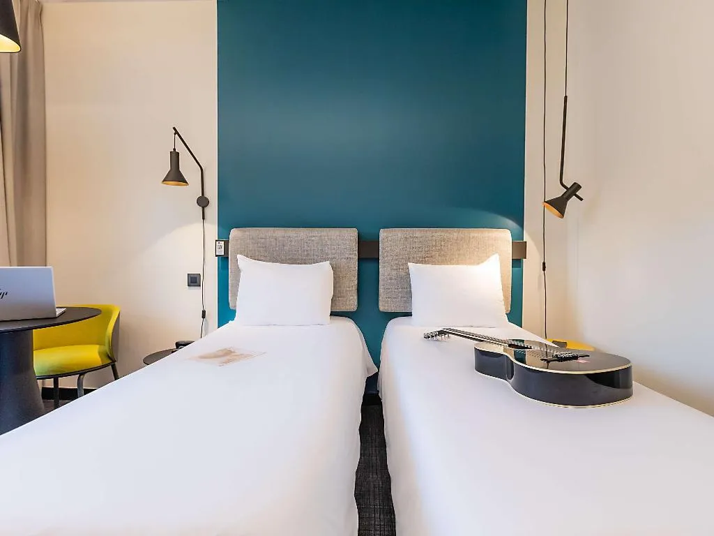 TWIN NON SMOKING Room, ibis Lisboa Alfragide, Lisbon
