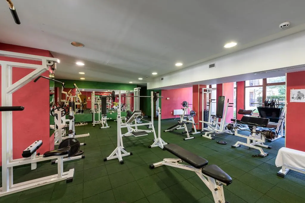 Sports and Entertainment, Hrizantema, Bourgas