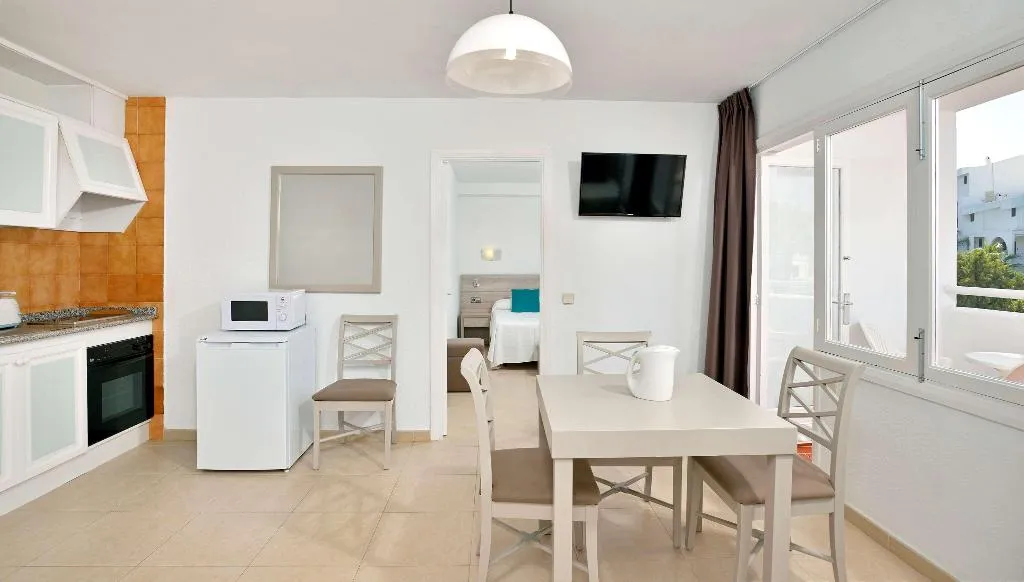 APARTMENT STANDARD Room, Sol Cala d'Or Apartamentos, Majorca