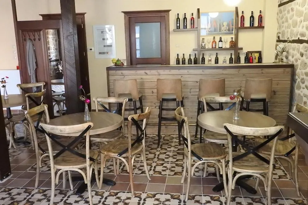 Bar, Mansion Chorostasi, Halkidiki
