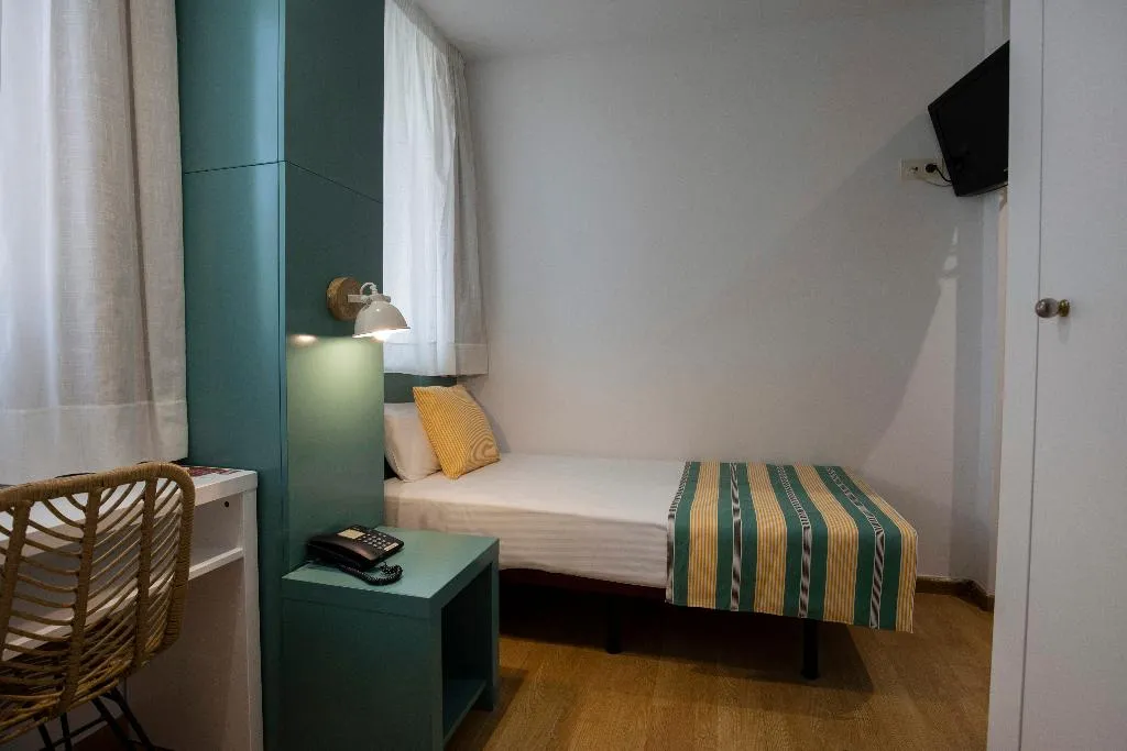 SINGLE STANDARD Room, Yomo Hostal Bcn Port, Barcelona