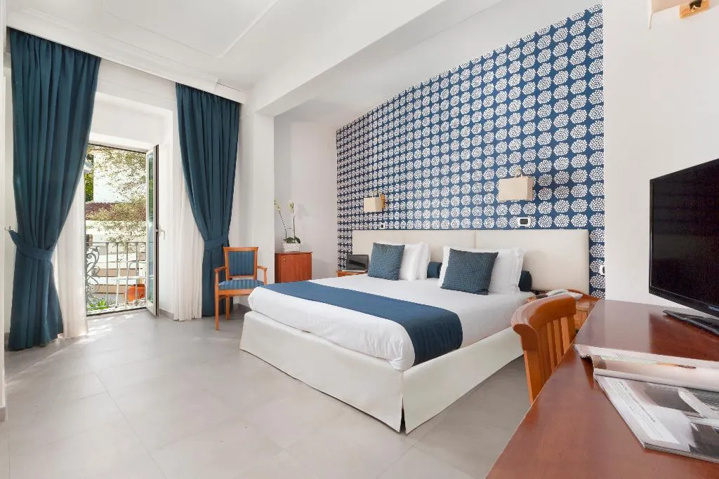 DOUBLE SUPERIOR WITH BALCONY Room, Atlantic Palace, Naples