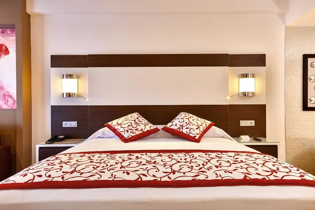 JUNIOR SUITE STANDARD Room, Riu Palace Costa Mujeres - All Inclusive, Cancun Area