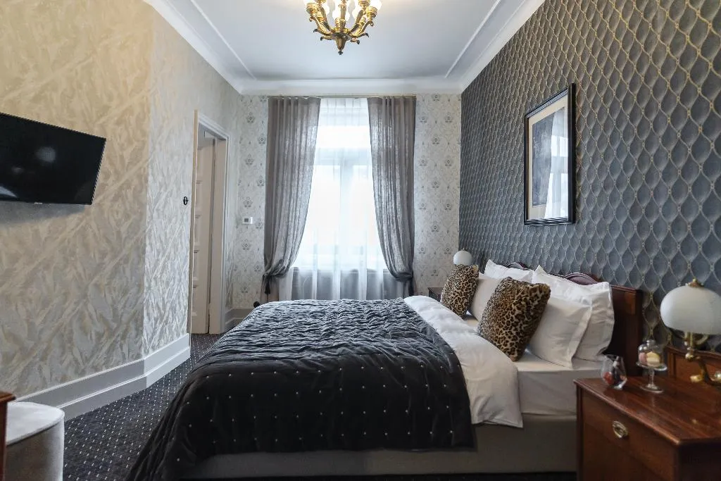 TWIN PREMIUM Room, Hotel H15 Francuski Old Town - Destigo Hotels, Krakow