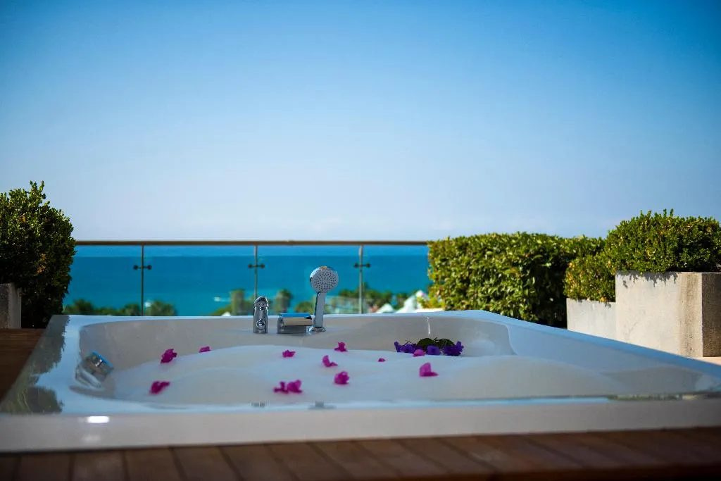 DOUBLE WITH JACUZZI Room, Side Star Elegance, Antalya