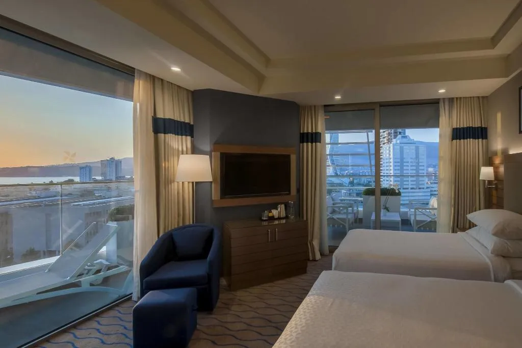 Room, Four Points By Sheraton Izmir, Izmir