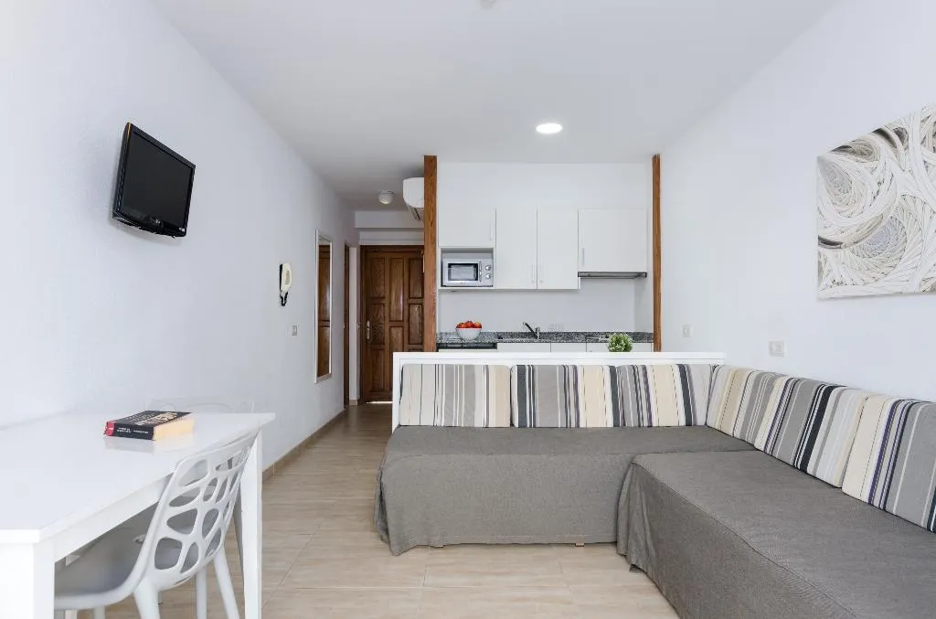 APARTMENT ONE BEDROOM Room, Yourhouse Venecia, Majorca