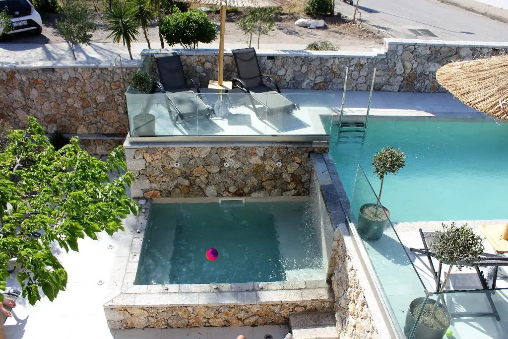 Pool, Johnmary Studios, Rhodes
