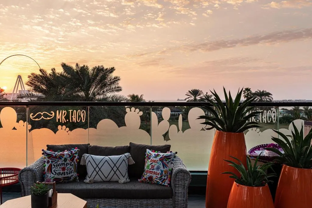 Restaurant, Le Royal Meridien Beach Resort and Spa, Dubai
