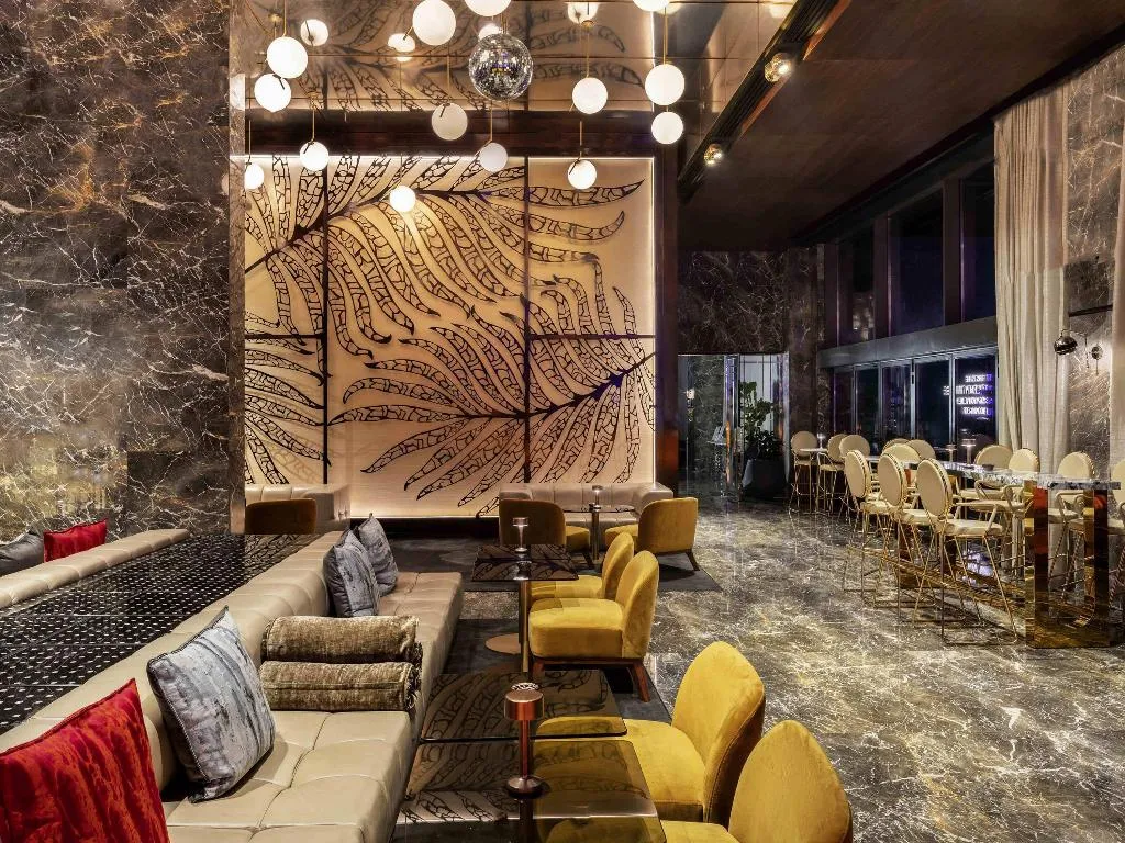 Restaurant, Grand Plaza Mövenpick Media City, Dubai