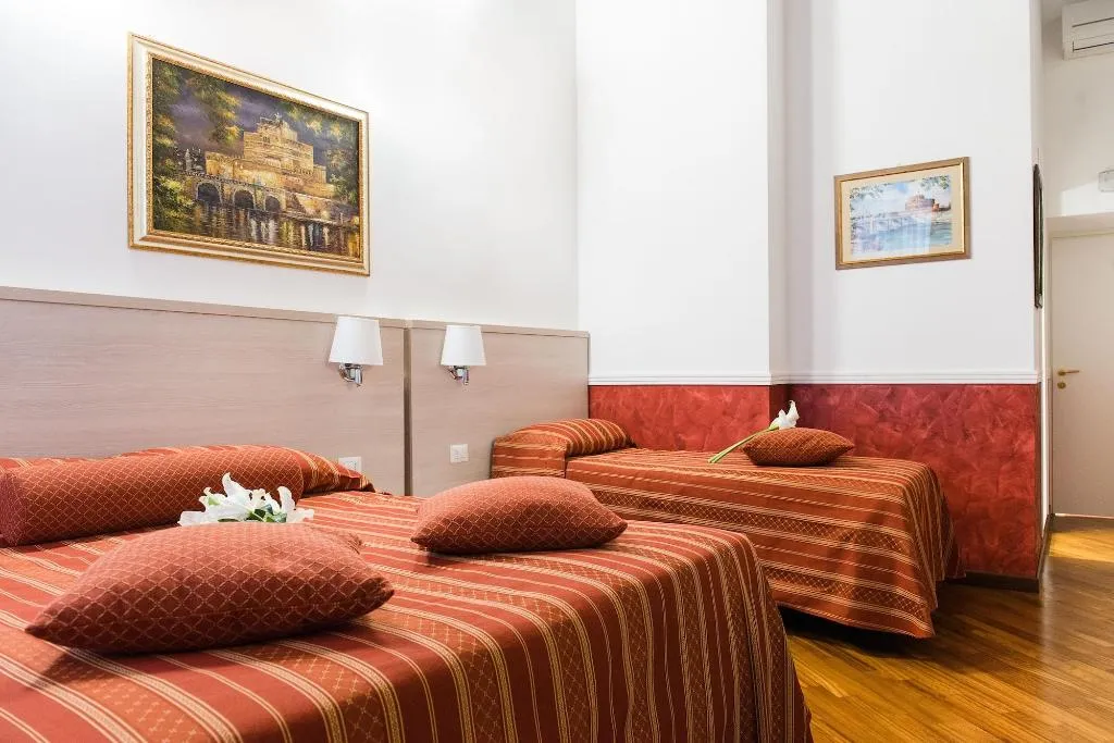 Room, Domus Capilupi, Rome